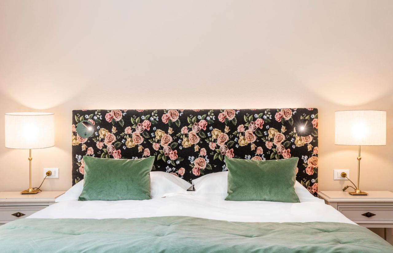 Hotel Pienzenau Am Schlosspark Мерано Экстерьер фото