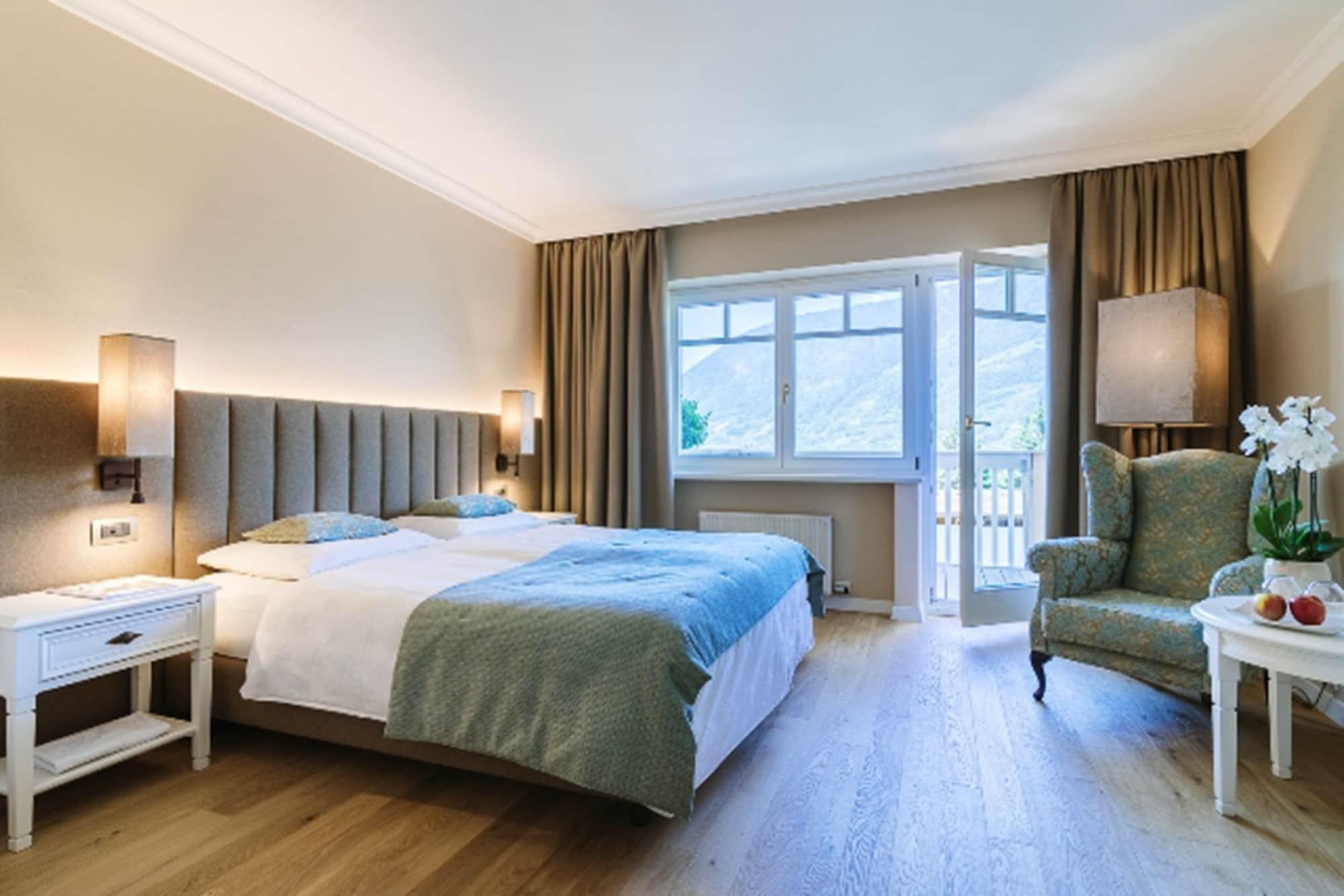 Hotel Pienzenau Am Schlosspark Мерано Экстерьер фото