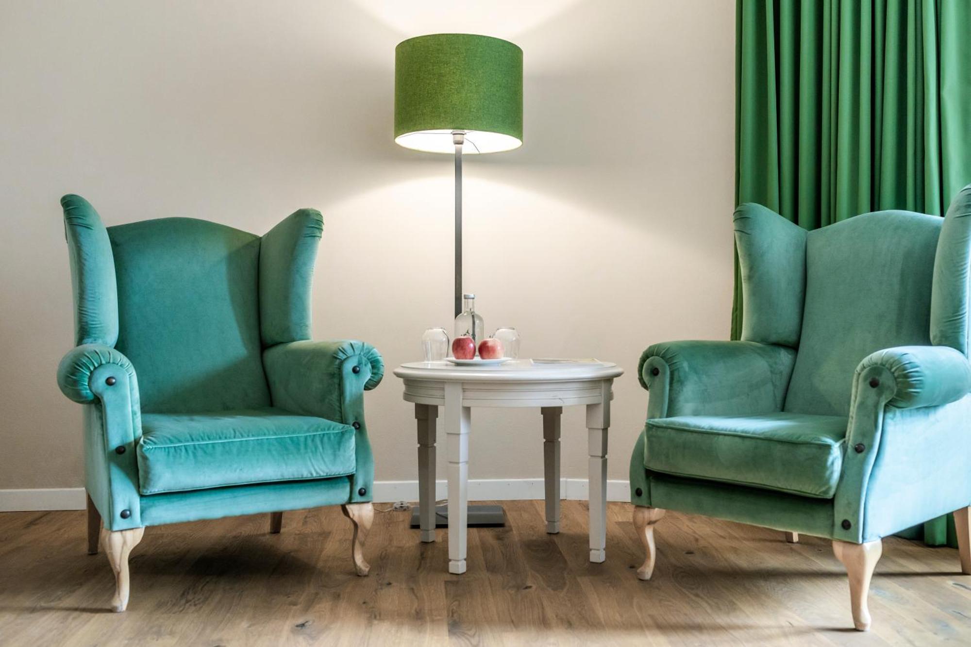 Hotel Pienzenau Am Schlosspark Мерано Экстерьер фото