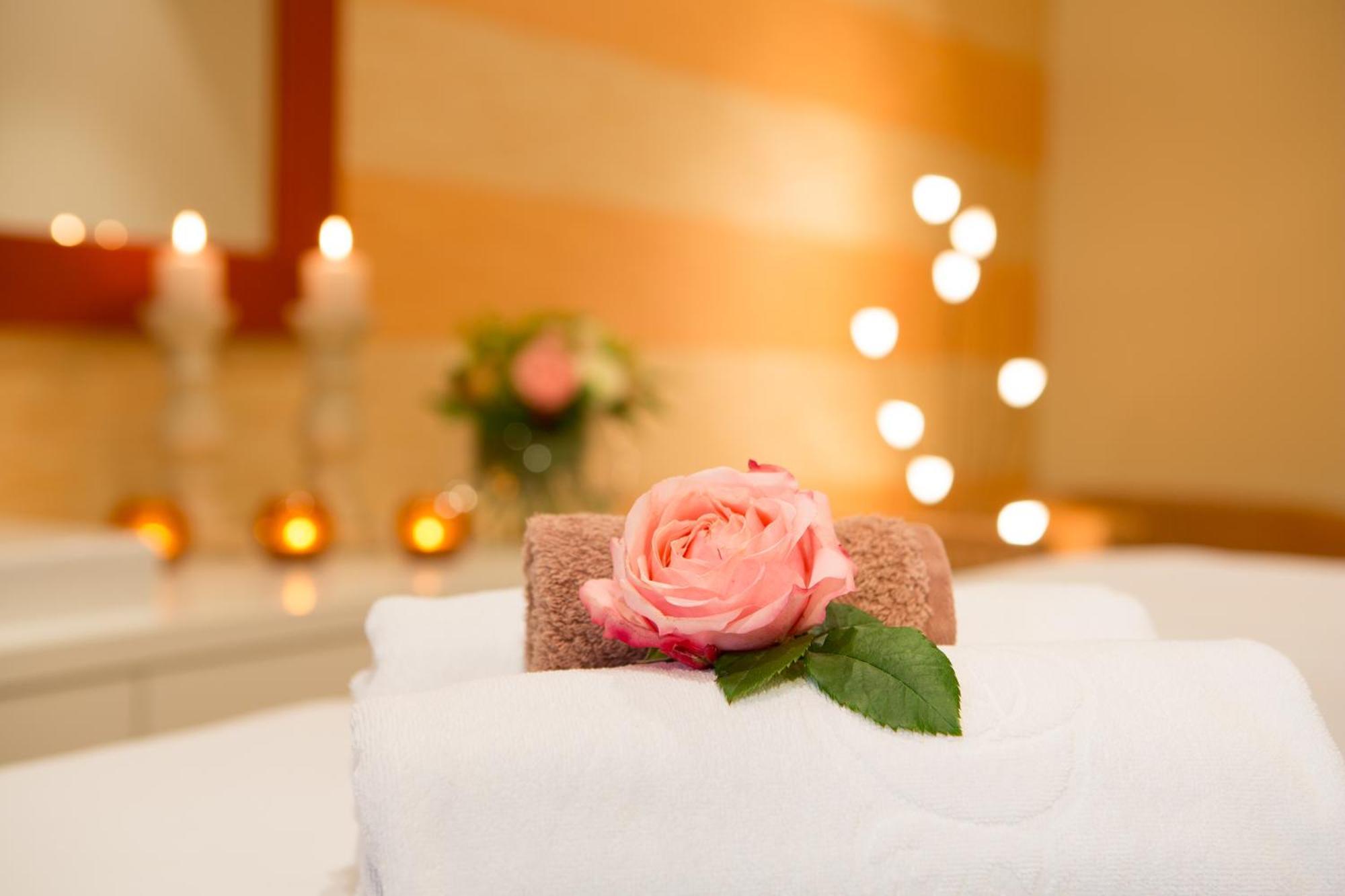 Hotel Pienzenau Am Schlosspark Мерано Экстерьер фото